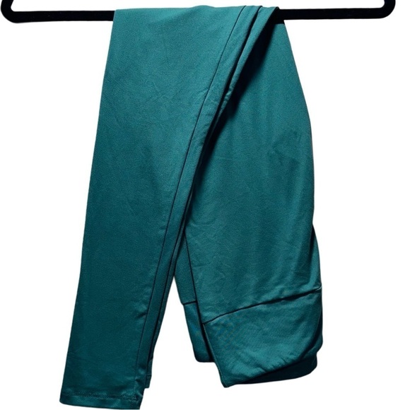 NWOT LulaRoe OS Soft Leggings One Size 2-10 Small-Large Green Christmas Tree - Picture 6 of 11